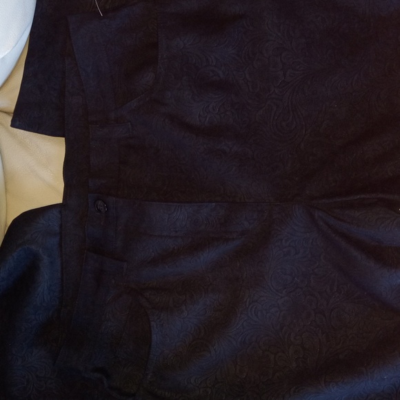 Nygard Sport Size 8 Black Pants Pretty Embossed Floral Women's 'Pants New W Tag - Picture 3 of 7